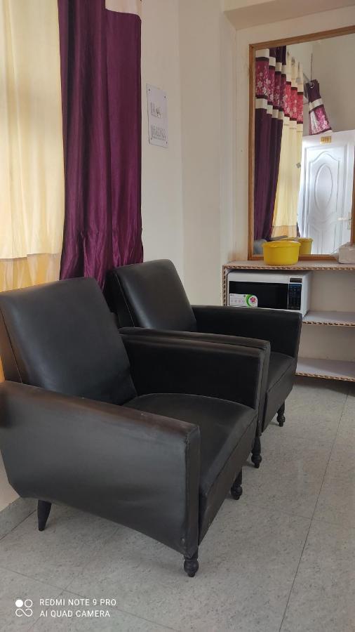 City Crown Guest House Sundarnagar ภายนอก รูปภาพ