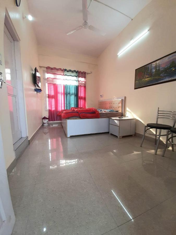 City Crown Guest House Sundarnagar ภายนอก รูปภาพ