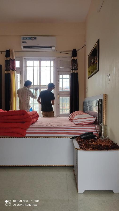 City Crown Guest House Sundarnagar ภายนอก รูปภาพ
